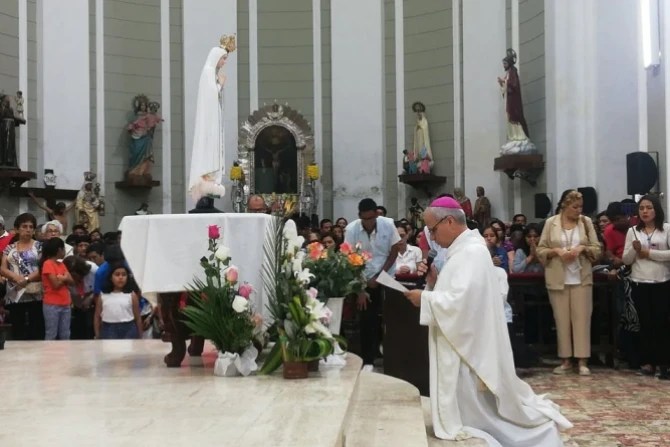 Pope Leo XIV’s prayer of consecration to Our Lady of Fátima 